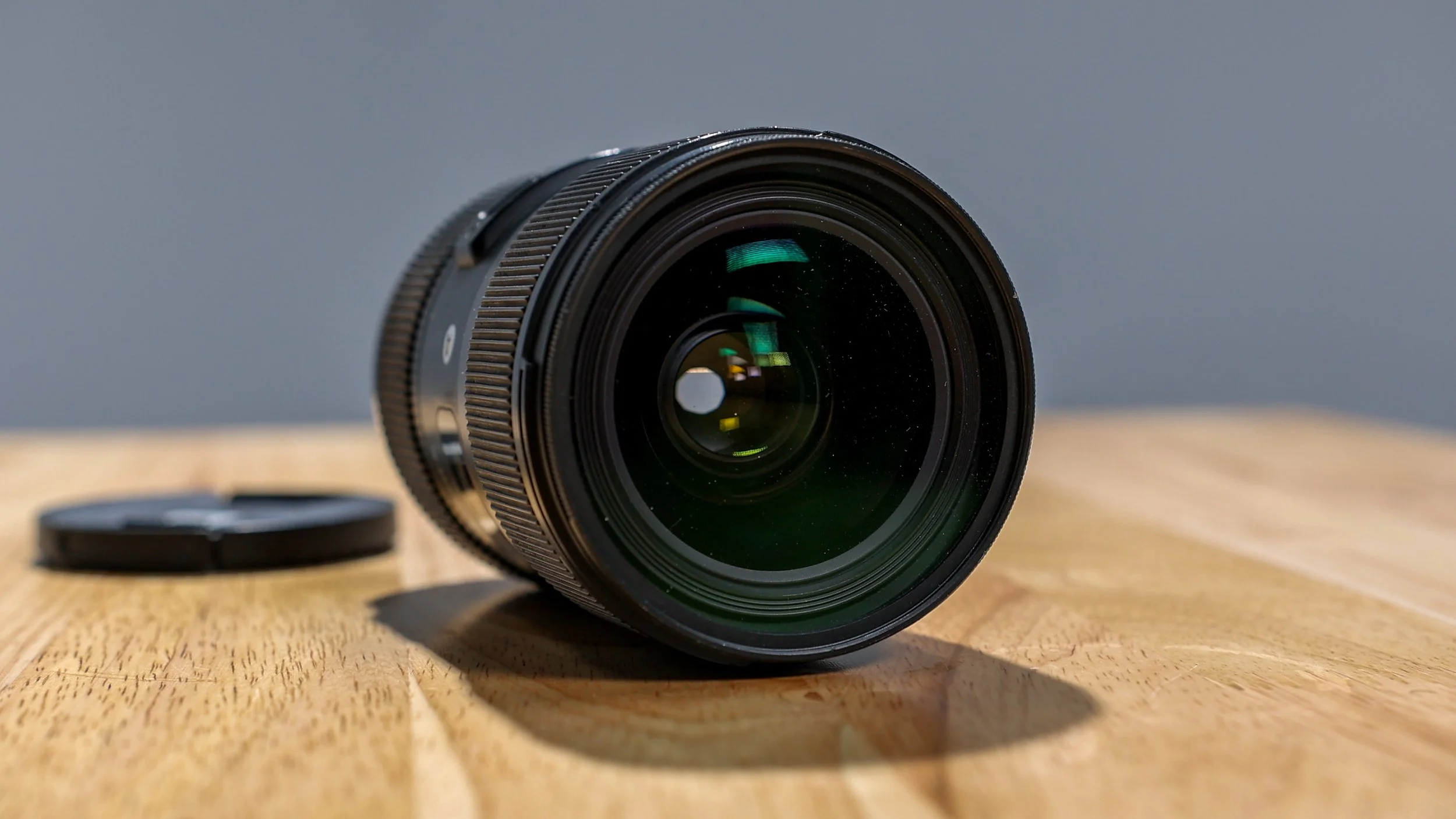 SIGMA 18-35mm F1.8 DC HSM Canon EF-Sマウント